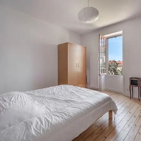 Proche Du Port & Plages - Terrasse - Maison Pour 5 *